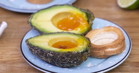 Tentez de revisiter l'Avocado Toast (presque) comme Jean Imbert dans son restaurant new-yorkais «Encore» !