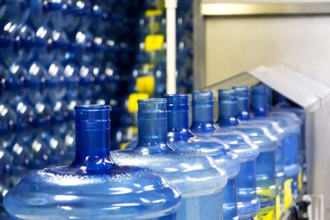 Vatandaş, damacana su fiyatlarına gelen zamlar sonrası arıtma cihazlarına yöneldi