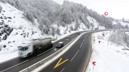 Bolu Dağı'nda kar yağışı sonrası kartpostallık manzara