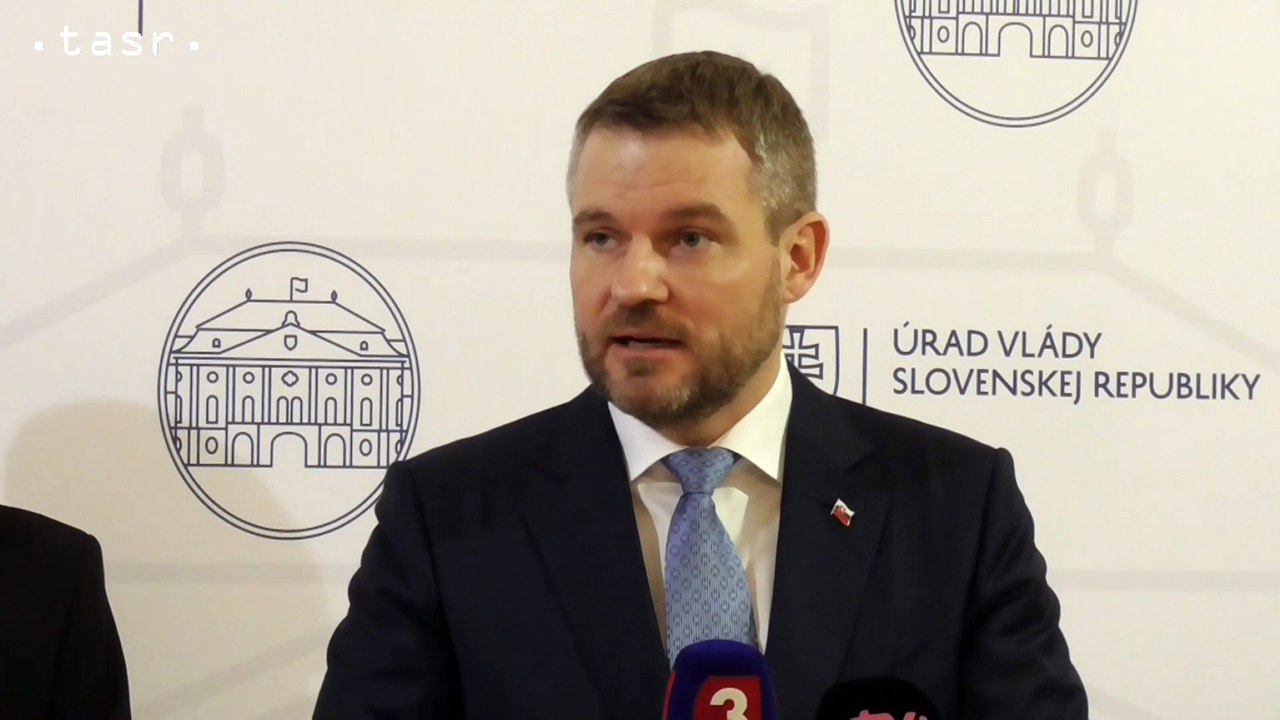 P. Pellegrini: V Číne čakajú na transport do Európy dvaja Slováci