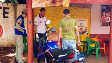 Homem é baleado em lanchonete, no Bairro Paulo Godoy