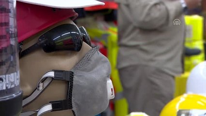 Koronavirüs salgını sonrası Türkiye'de maske stokları tükeniyor