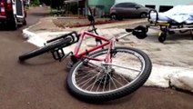 Jovem sofre queda de bicicleta na Av. Rocha Pombo