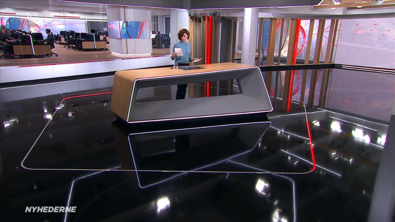 5|17; Indslag om fyrværkeri i DK [Nyhederne kl 19] {27 December 2019} TV2 Danmark