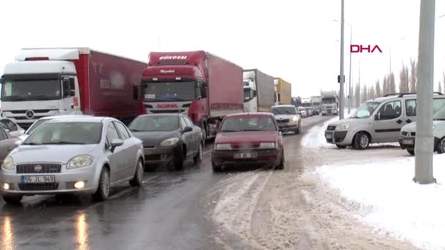 Sivas tipi nedeniyle sivas-malatya karayolu ulaşıma kapandı-3