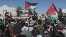 Jordanos protestan contra el plan de paz de Trump para palestinos e israelíes