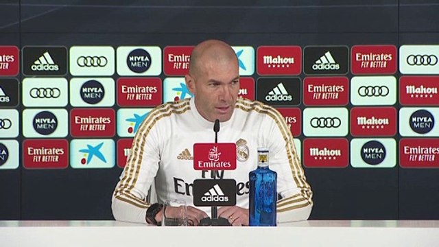 Real Madrid y Atlético se enfrentan en el derbi del Bernabéu