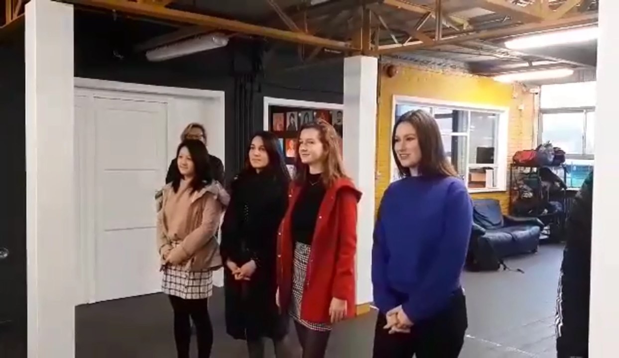 Les élèves de l'Athénée d'Anvaing s'expriment en toutes les langues