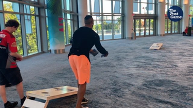 Rashad Jennings takes on American Cornhole League's Cody Henderson