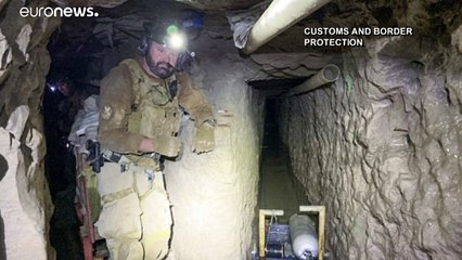 شاهد: اكتشاف النفق الأطول للتهريب بين أمريكا والمكسيك.. مصعد وخط سكة حديد ونظام للتهوية
