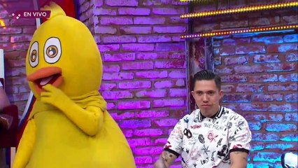 ¿Cómo le fue al Pollo como esclavo por un día de Oski? | Enamorándonos