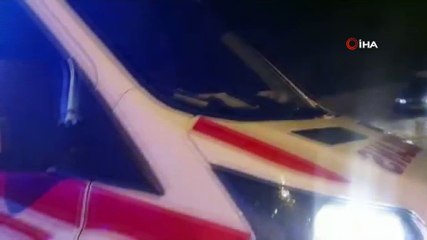 Kar ve tipi nedeni ile yolu kapanan köydeki hasta kurtarıldı