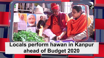 Locals perform hawan in Kanpur ahead of Budget 2020