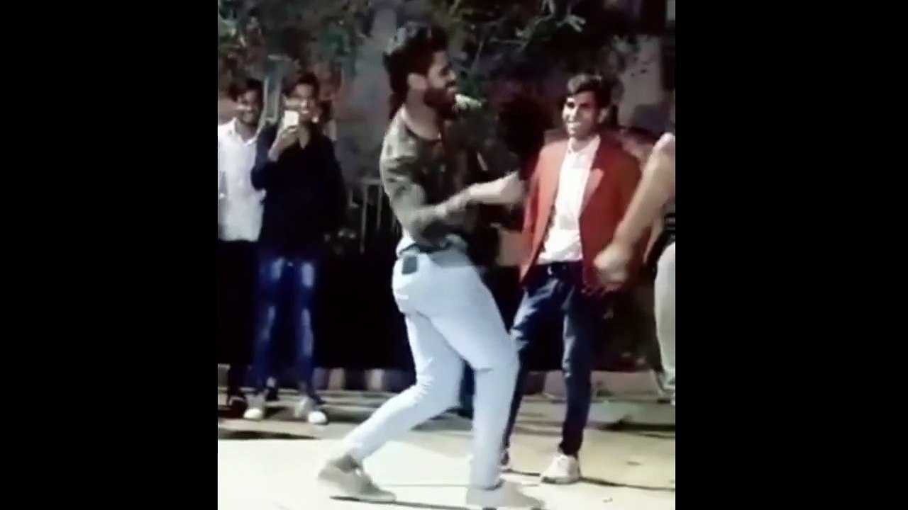 bhojpuri chaita dance