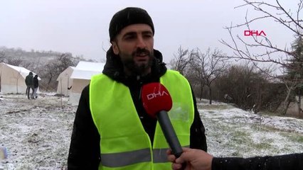 Malatya'da kar yağışı, depremzedeleri olumsuz etkiledi