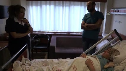 Uyarıya rağmen kullandıkları evin enkazı altında kaldılar