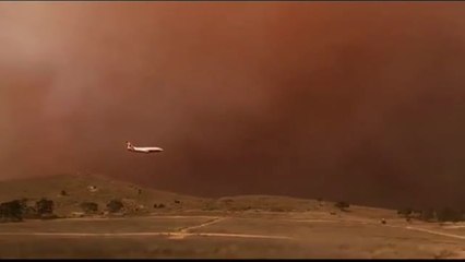Nuevos incendios avanzan hacia Sídney avivados por el calor extremo y el viento