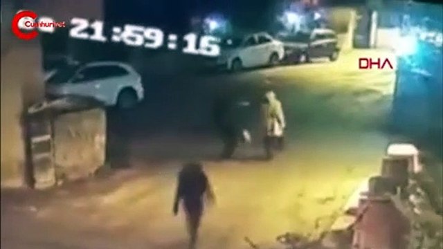 Pendik'te yaşlı kadının arkasından sinsice yaklaşıp dehşeti yaşattı