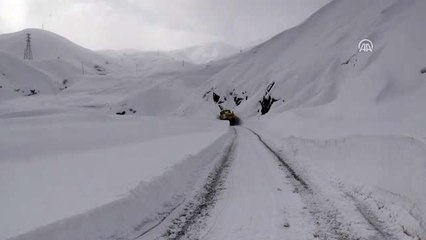 Doğu'da 4 ilde 1555 yerleşim birimine ulaşım sağlanamıyor