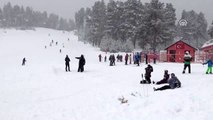 Kar yağışı Cıbıltepe'deki turizmcilerin yüzünü güldürdü - KARS