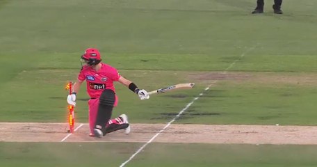 BBL Team Celebrates Steve Smith's Hit Wicket Dismissal But He Remains Not Out | Oneindia Malayalam