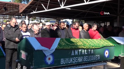 Eski eş kurbanı kadın ve kızına son görev dayısından