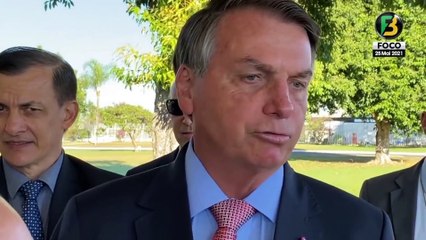 VÍDEO: Bolsonaro se irrita com apoiadora e desabafa: ''quem não está contente comigo, tem Lula em 2022''