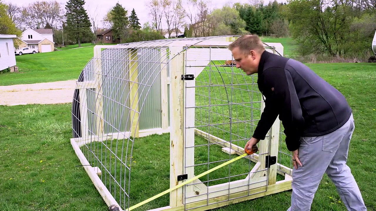 Simple And Sturdy Diy Chicken Hoop House Build video Dailymotion