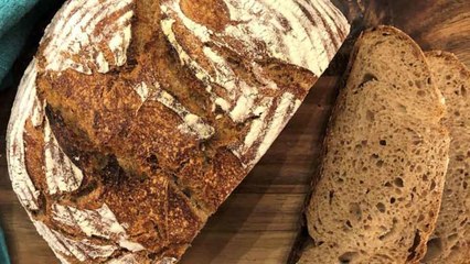4 Health Benefits of Sourdough Bread, According to a Dietitian