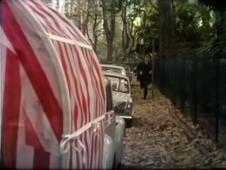 Doctor Who clásico Temporada 8 episodio 6 "The Mind of Evil part 2" (subtítulos en español)