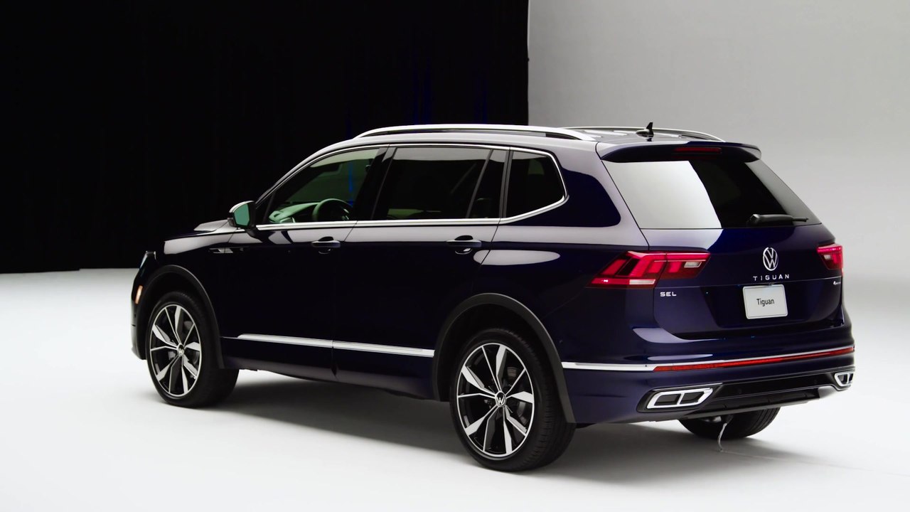 2022 Volkswagen Tiguan SEL R-Line Exterior Design in Atlantic Blue