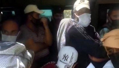 Adana'da 12 kişilik minibüste 27 tarım işçisi