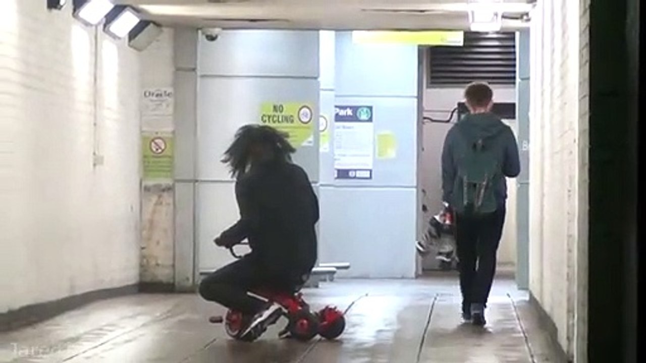 Saw Scare Prank Jigsaw In Public Pranks In The Hood Funny Videos