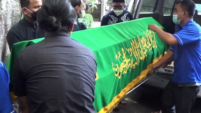 Jenazah Mantan Jubir Presiden ke-4 RI Dimakamkan Sore Ini di TPU Tanah Kusir