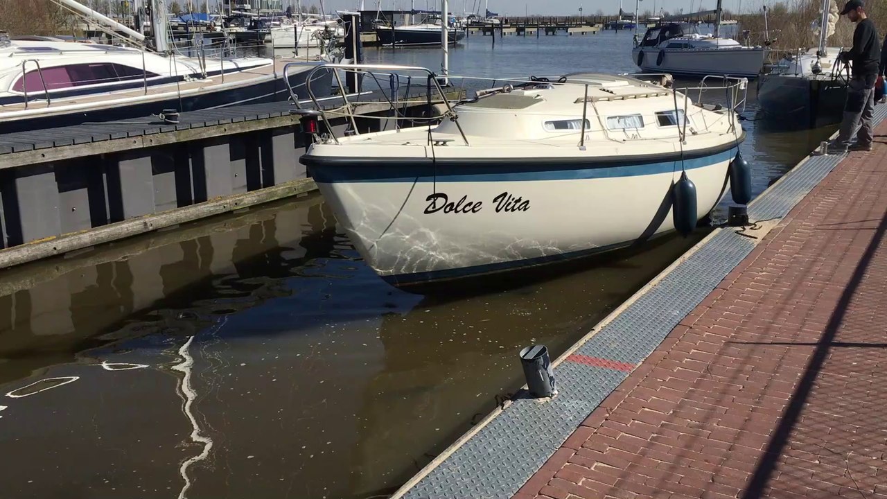 Segelyacht Hurley 800 kommt aus dem Wasser Ep.02