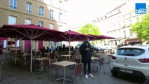 Réouverture des terrasses : Jean Rottner sert le café en terrasse