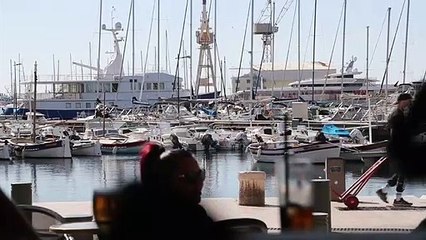 Ambiance en terrasse du O'Central à  La Ciotat