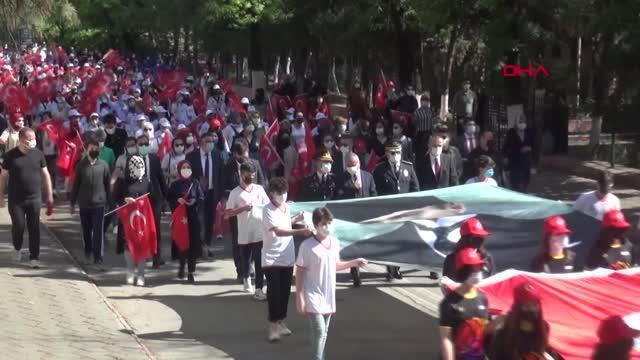 KARABÜK'TE 19 MAYIS COŞKUYLA KUTLANDI