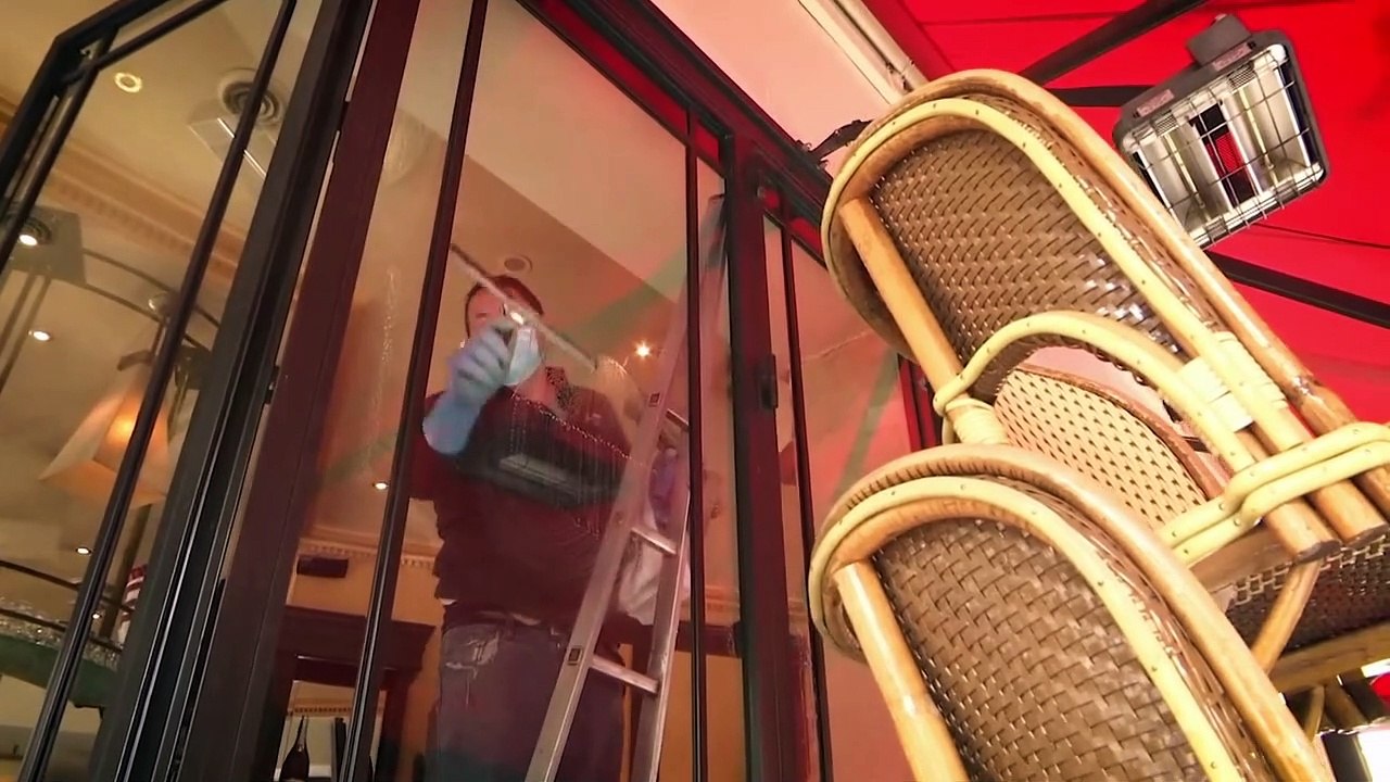 Frankreich kehrt zur Normalität zurück