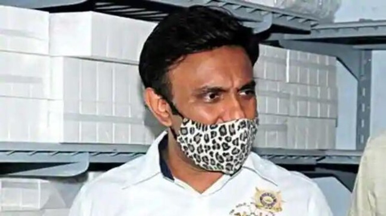 K'taka health minister sparks row for reserving 15% beds in Bengaluru hospital | Ground Report