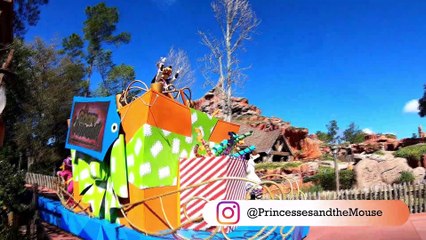 Goofy Cavalcade 2021 - Disney&apos;s Magic Kingdom