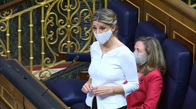 Ojos en blanco y suspiros: Yolanda Díaz desencaja a Calviño con la reforma laboral