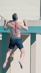 Sadettin Saran'dan ''kıskandıran'' 19 Mayıs klibi