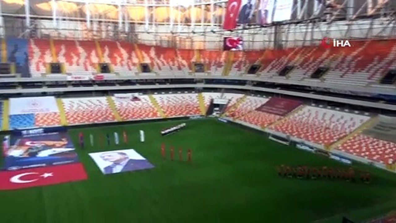 Adana’da 19 Mayıs Atatürk’ü Anma, Gençlik ve Spor Bayramı kutlaması