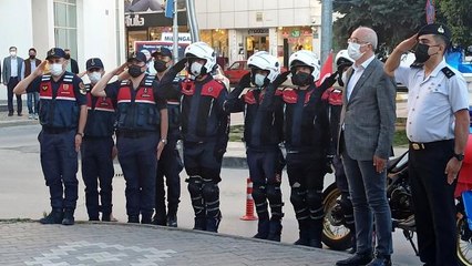 Bafra'da 19.19'da hep bir ağızdan İstiklal Marşı okundu
