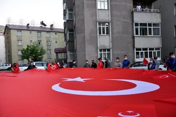 BİTLİS'TE İSTİKLAL MARŞI ETKİNLİĞİ