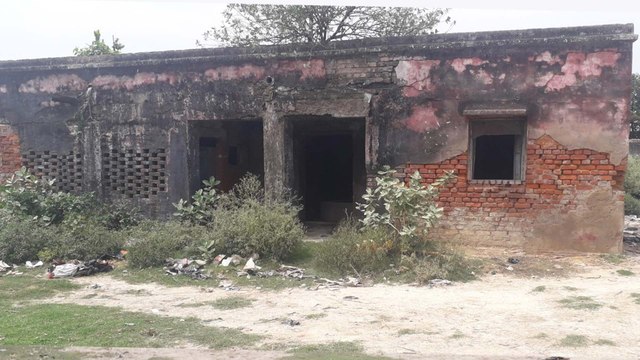 Bihar: Madhbani Sub-health centre turns into haunted place