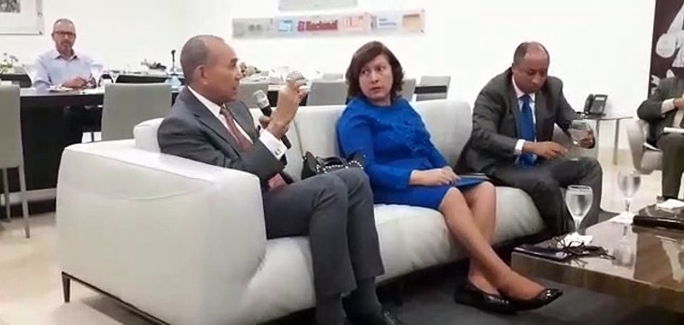 Interior y Policía no comprará armas, las intercambiará por celulares, electrodomésticos u órdenes de compras