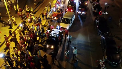 - 19 Mayıs coşkusu Mobil Cumhuriyet Fener Alayıyla son buldu