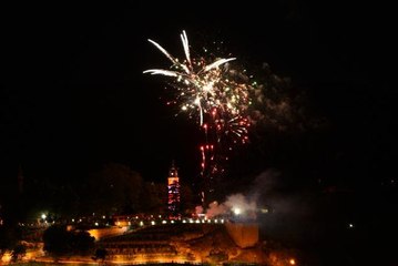 19 Mayıs Atatürk'ü Anma, Gençlik ve Spor Bayramı kutlamalarına havai fişekli final